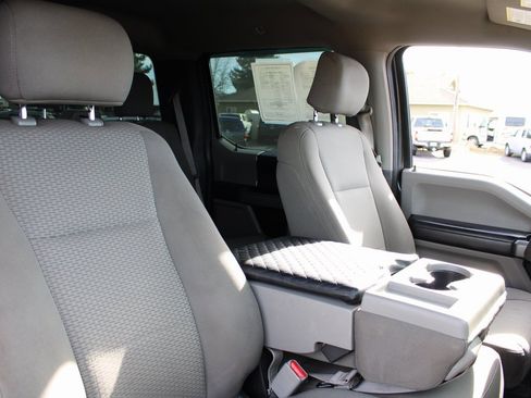 Used 2017 Ford F150 XLT image 19