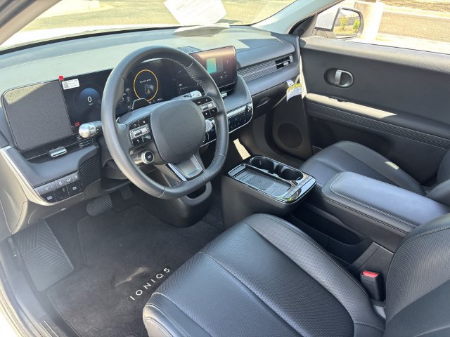 Used 2025 Hyundai Ioniq 5 SEL RWD image 18