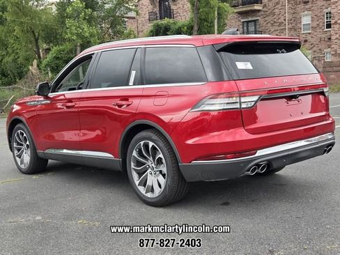New 2026 Lincoln Aviator 2WD image 3