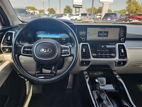 Used 2021 Kia Sorento SX image 12
