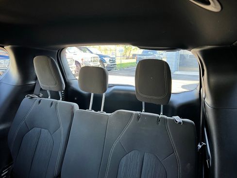 Used 2019 Chrysler Pacifica Touring Plus w/ S Appearance Package image 46