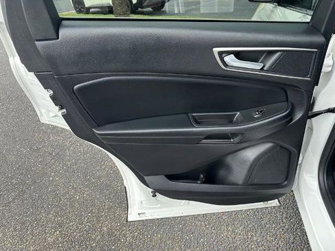 Certified 2022 Ford Edge SEL w/ Convenience Package AWD/4WD image 15