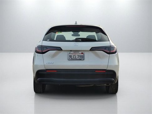 Used 2024 Honda HR-V LX image 5