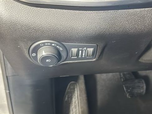 Used 2024 Jeep Compass Limited AWD/4WD image 19