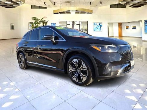 Used 2023 Mercedes-Benz EQE 350+ SUV image 3