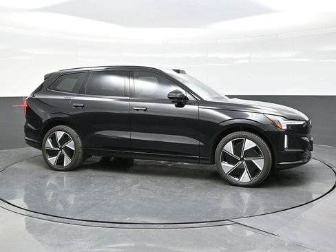 New 2025 Volvo EX90 Ultra image 8