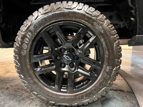Used 2024 Chevrolet Silverado 1500 Custom Trail Boss image 27