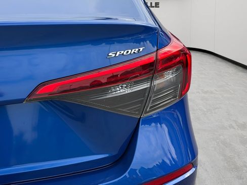 Used 2022 Honda Civic Sport image 9