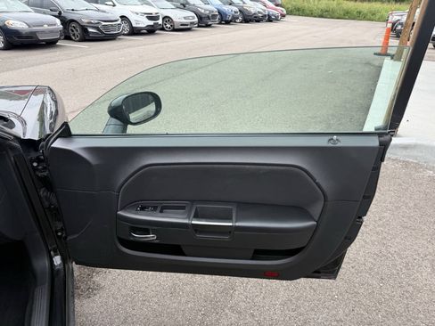 Used 2014 Dodge Challenger SRT8 Core RWD image 13