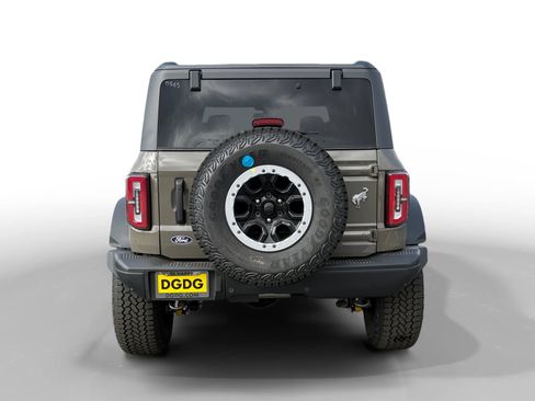 New 2026 Ford Bronco Badlands w/ Sasquatch Package image 4