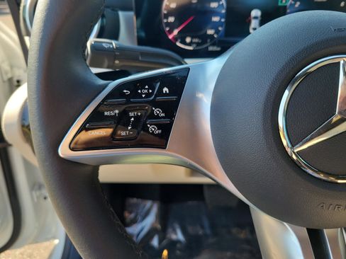 Certified 2025 Mercedes-Benz CLA 250 image 24