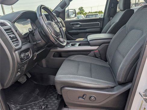Used 2019 RAM 1500 Big Horn AWD/4WD image 14