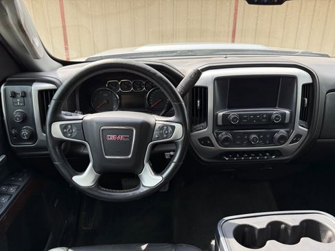 Used 2018 GMC Sierra 2500 SLT w/ Duramax Plus Package image 9
