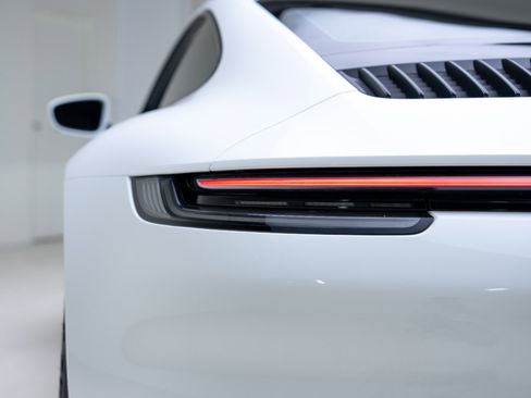 Used 2020 Porsche 911 Carrera image 29