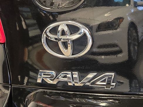 Used 2012 Toyota RAV4 Limited image 29