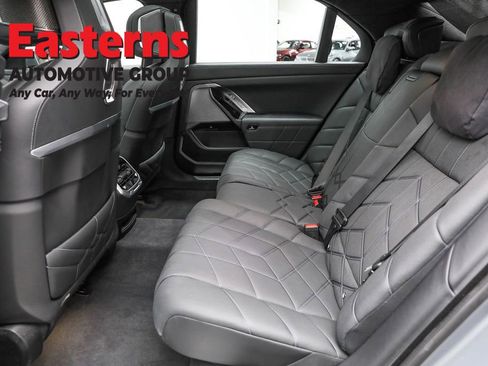 Used 2023 BMW 740i w/ Executive Package RWD image 23