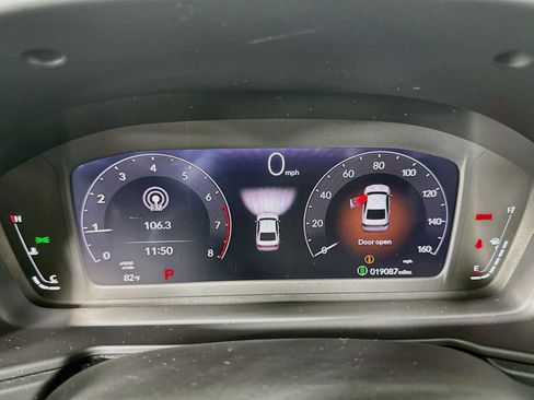 Used 2023 Honda Accord EX image 12