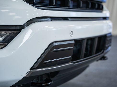 Used 2023 Ford F150 Lariat w/ Equipment Group 502A High image 17