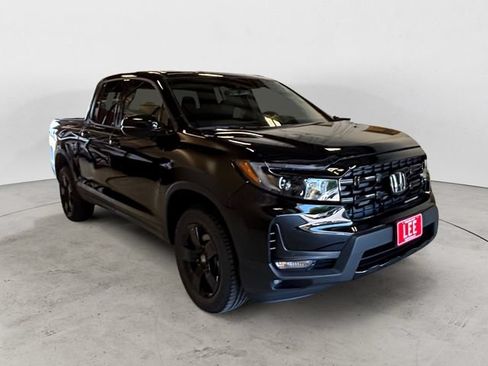 New 2026 Honda Ridgeline Black Edition image 8