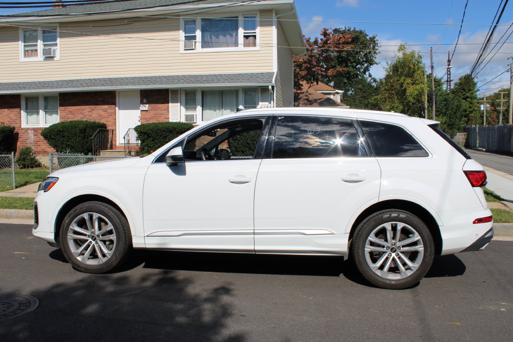 Used 2025 Audi Q7 3.0T Premium Plus AWD/4WD image 7