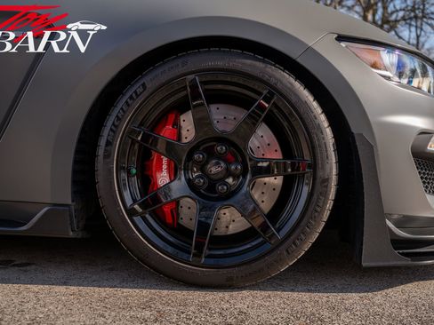 Used 2018 Ford Mustang Shelby GT350R w/ GT350R Equipment Group 920A image 12