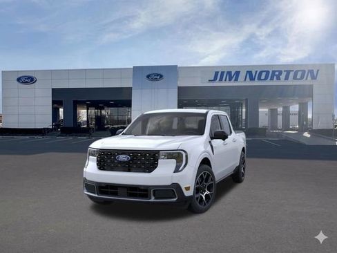 New 2026 Ford Maverick Lariat image 3