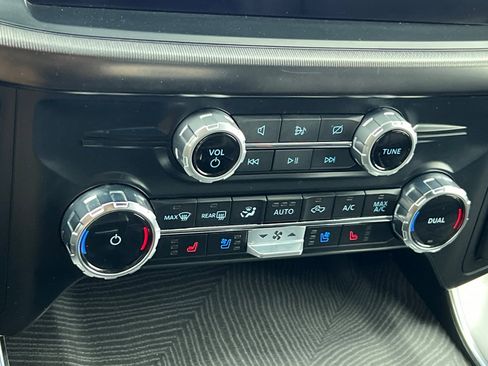 Certified 2023 Ford F150 Platinum image 21