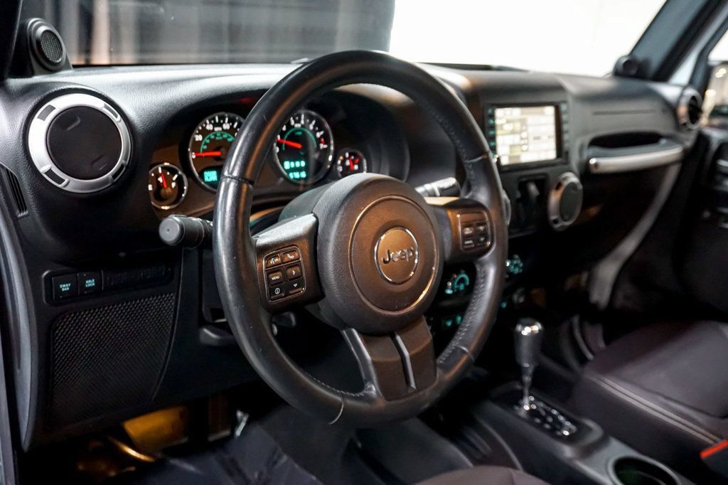 Used 2013 Jeep Wrangler Rubicon w/ PWR Convenience Group AWD/4WD image 10