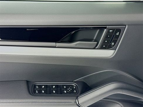 New 2026 Porsche Cayenne Coupe image 11