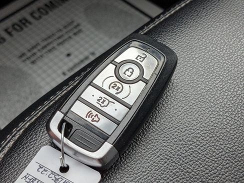 Certified 2021 Ford Explorer Limited w/ Equipment Group 301A image 30