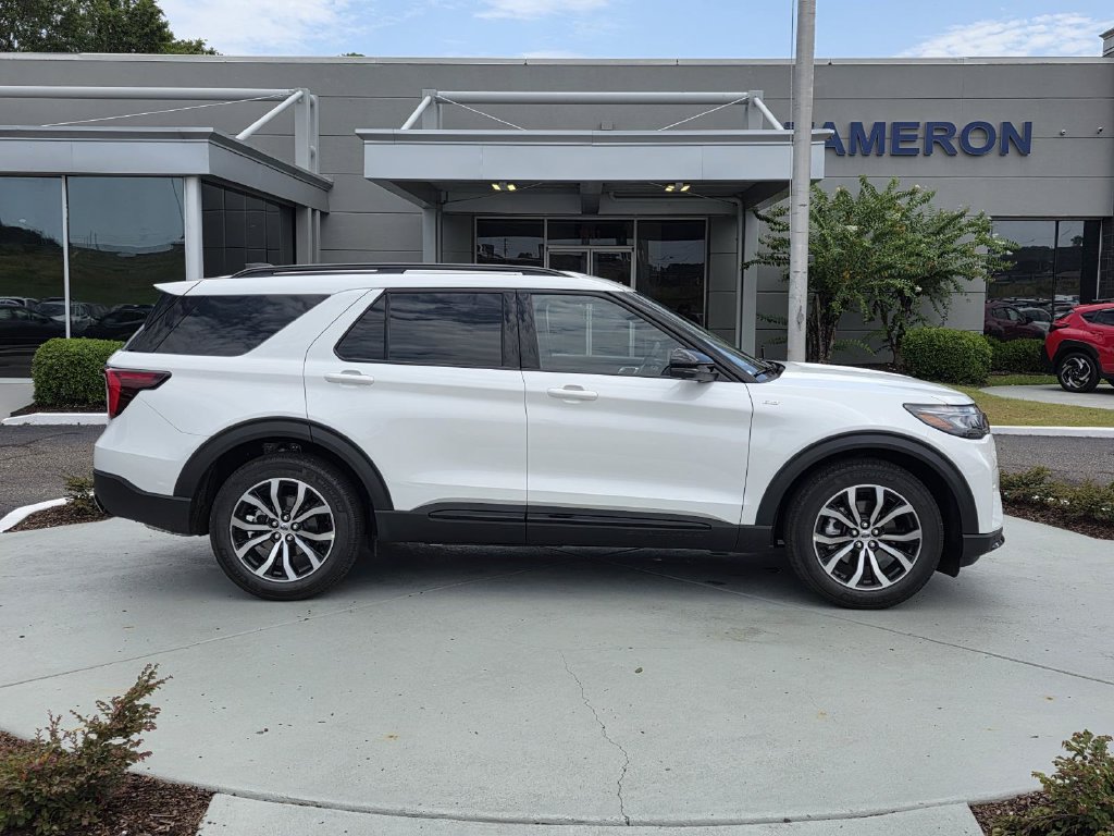 Used 2026 Ford Explorer ST-Line RWD image 37