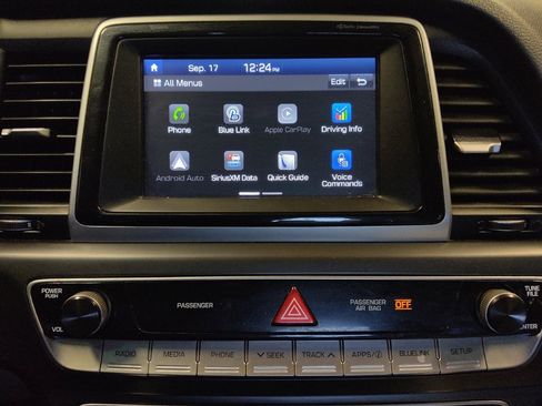 Used 2019 Hyundai Sonata SEL w/ Tech Package 02 image 25