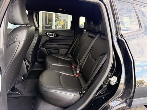 New 2026 Jeep Compass Limited image 15