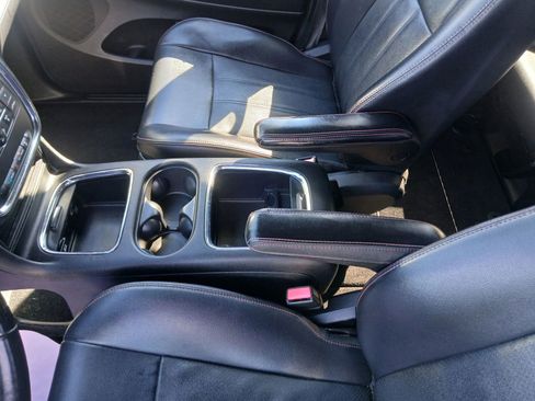 Used 2013 Dodge Grand Caravan R/T w/ Safety Sphere Group image 8