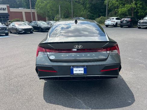 New 2026 Hyundai Elantra SEL Sport Premium FWD image 5