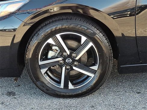 Used 2024 Nissan Sentra SV image 8