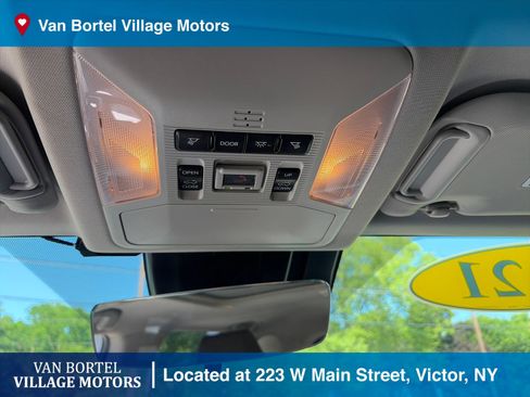 Used 2021 Toyota RAV4 XLE w/ Convenience Package AWD/4WD image 23
