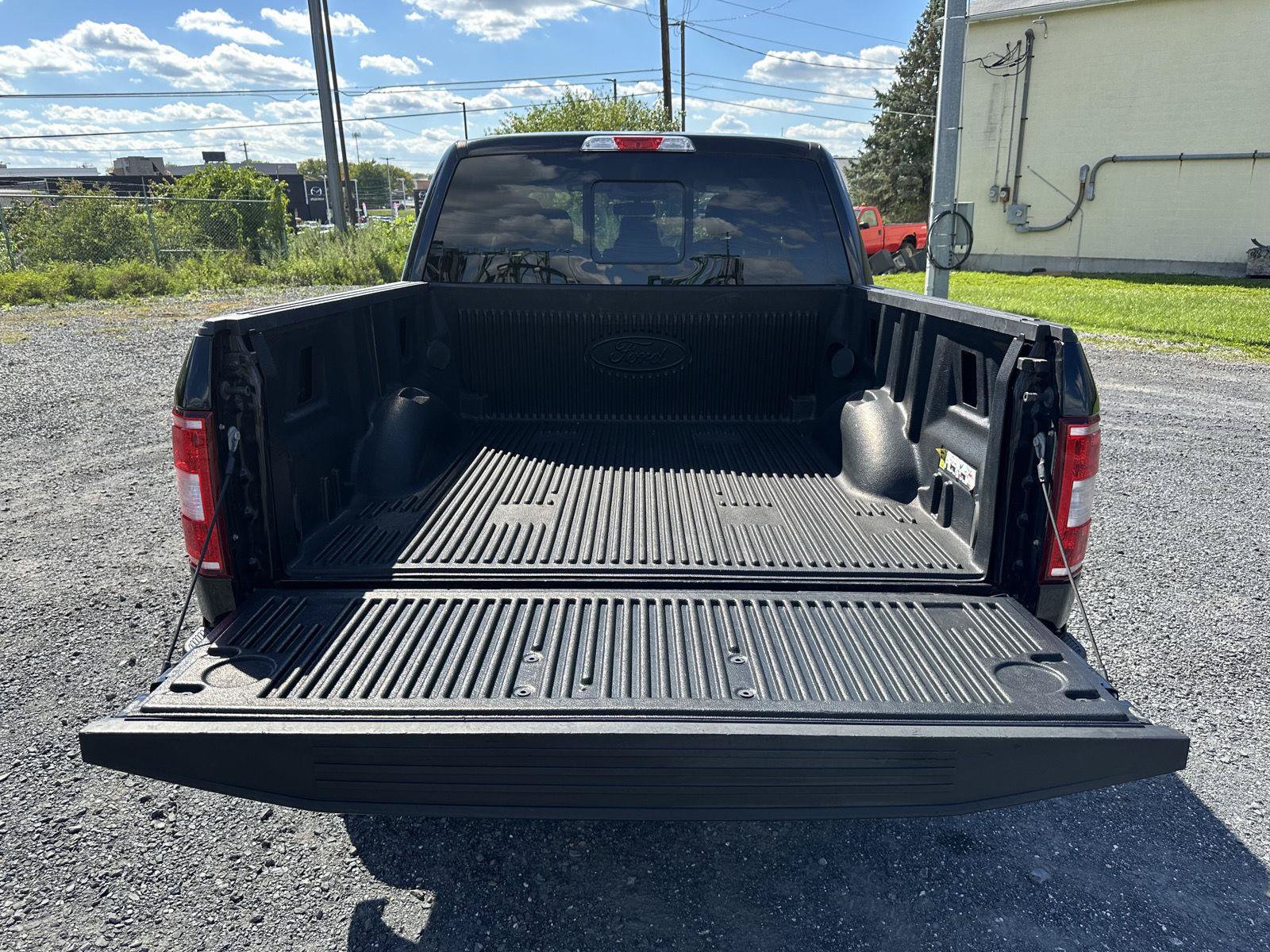 Used 2019 Ford F150 XLT w/ Equipment Group 302A Luxury AWD/4WD image 30