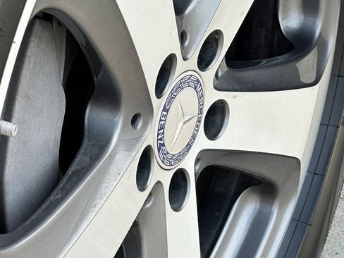 Used 2016 Mercedes-Benz GLC 300 4MATIC image 9