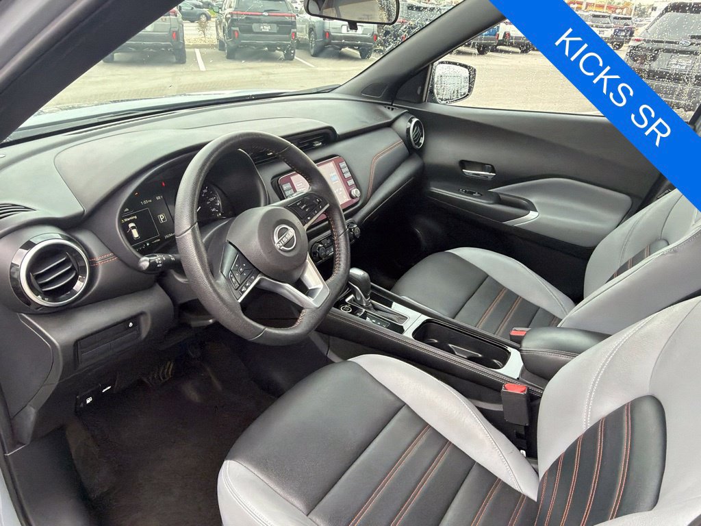 Used 2023 Nissan Kicks SR w/ SR Premium Package FWD image 14