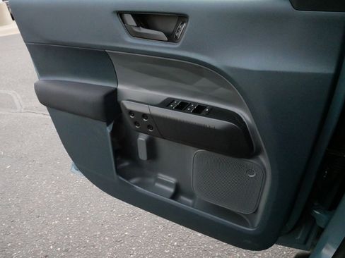 Used 2022 Ford Maverick XL image 29