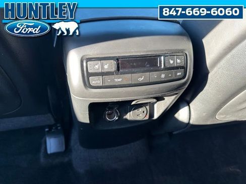 Used 2024 Hyundai Palisade Calligraphy image 19