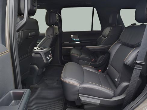 New 2026 Ford Expedition Tremor image 32