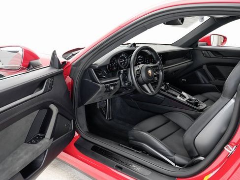 Used 2024 Porsche 911 Carrera GTS image 7