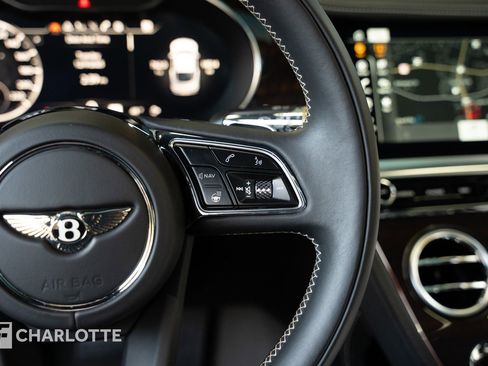 Used 2021 Bentley Continental GT image 27