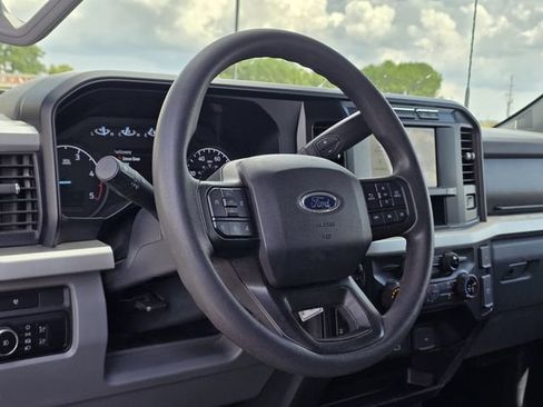 Used 2024 Ford F350 XLT w/ 360-Degree Camera Package AWD/4WD image 27
