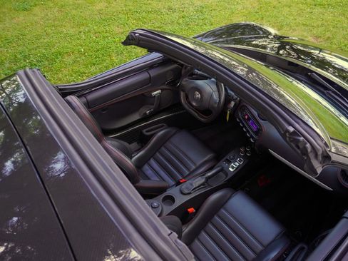 Used 2019 Alfa Romeo 4C Spider RWD image 39
