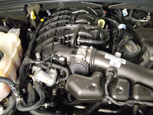Used 2023 Jeep Grand Cherokee Altitude RWD image 30