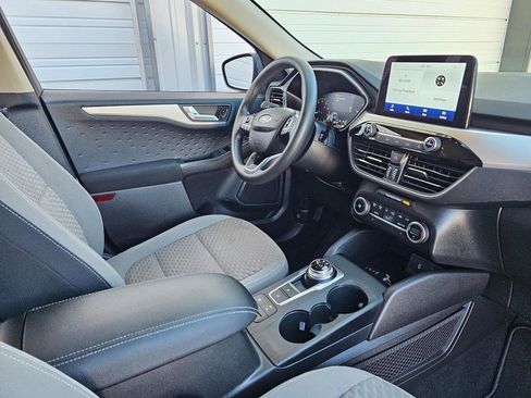 Used 2020 Ford Escape SE FWD image 5