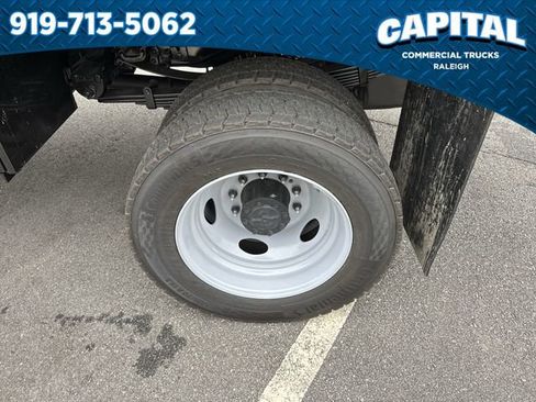 New 2025 Ford F550 4x4 Crew Cab image 13